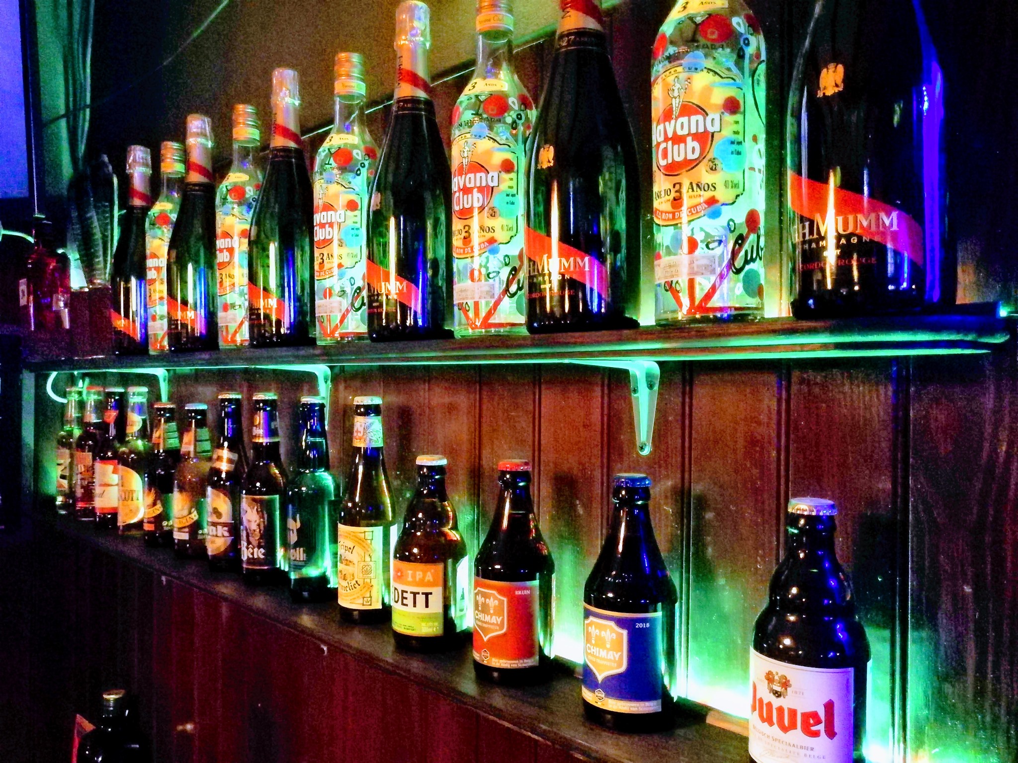 Bar – Pub Le Cambridge Pub – Dieppe – Normandie – France Bar – Pub Le Cambridge Pub – Dieppe – Normandie – France
