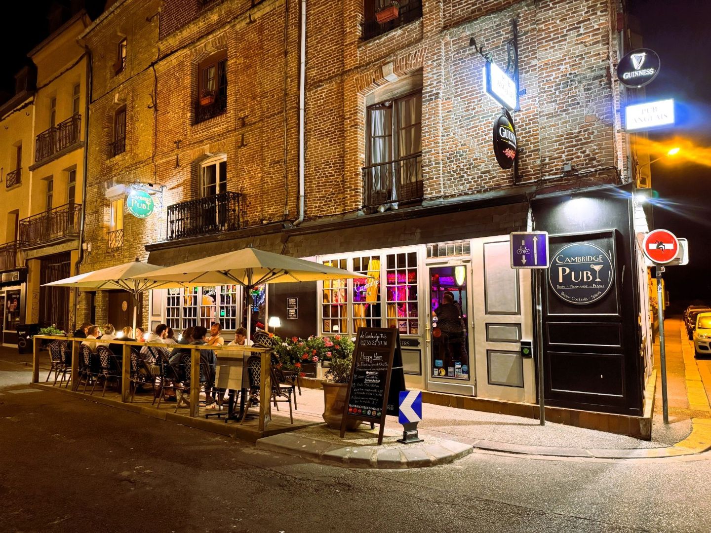 Pub le Cambridge Photo Pub Extérieur